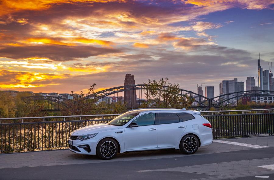  Kia Optima Sportswagon GT Line (JF) 2018 года  (WW) (фото 35 из 44)